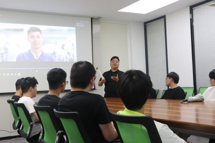 邁得新員工入職培訓(xùn)會(huì)