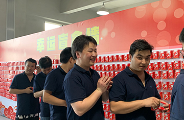 快樂運(yùn)動(dòng)會(huì)·抽獎(jiǎng)盲盒墻