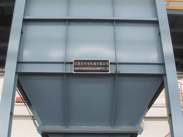 wT001